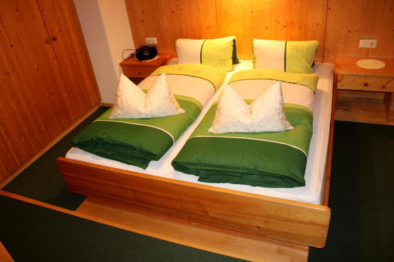 Josef Und Alexandra Ganner Appartement Obertilliach Buitenkant foto