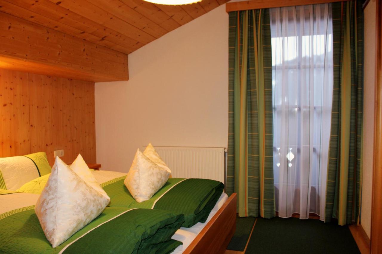 Josef Und Alexandra Ganner Appartement Obertilliach Buitenkant foto